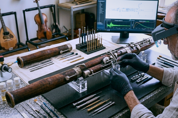 Customizações Funcionais para Instrumentos Antigos Usados em Performances ao Vivo